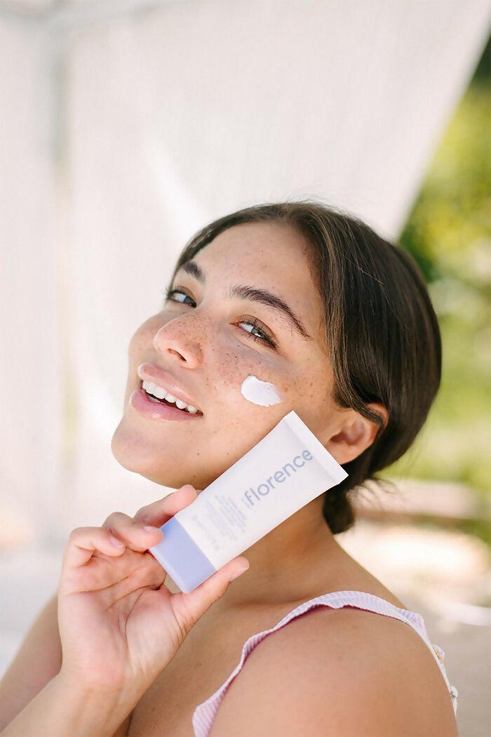 Florence by Mills Sunny Skies Facial Moisturizer Broad Spectrum SPF 30 Sunscreen