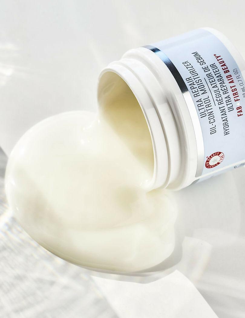 First Aid Beauty Ultra Repair Oil-Control Moisturizer