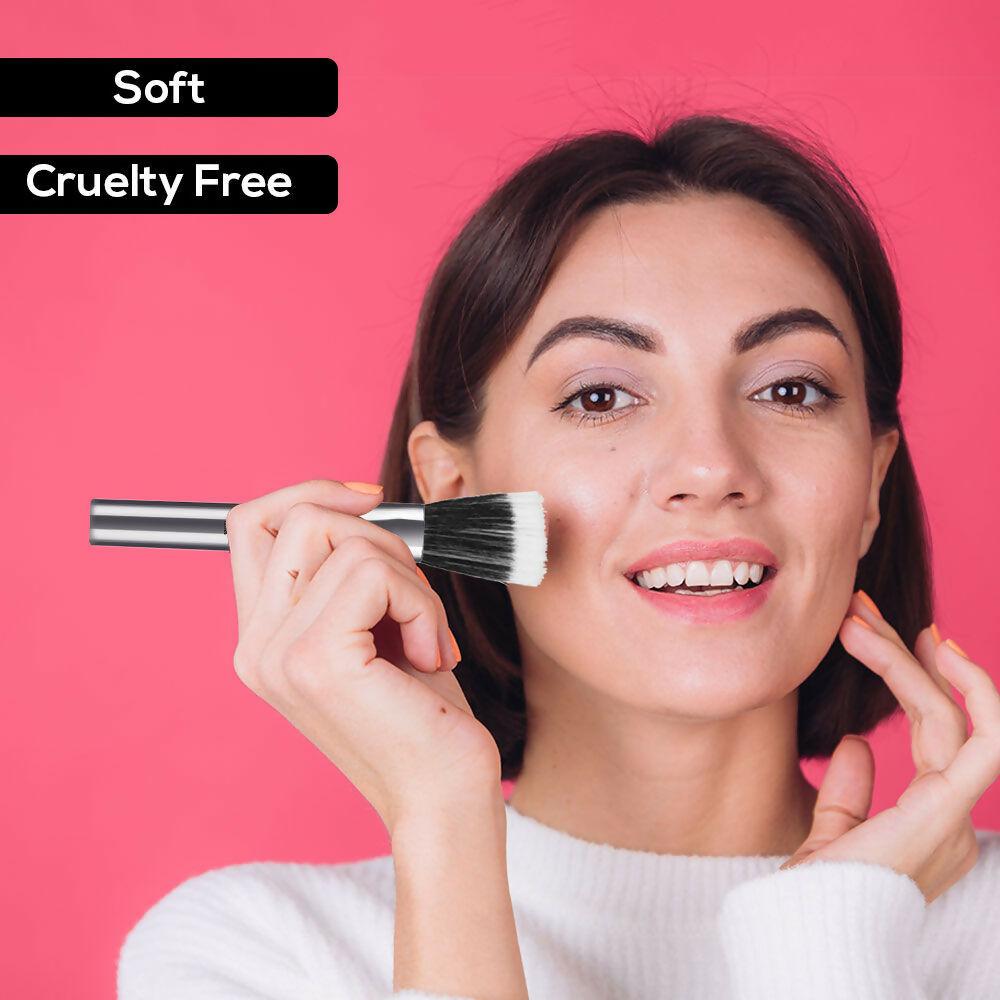 Jaquline USA Duo Fiber Brush