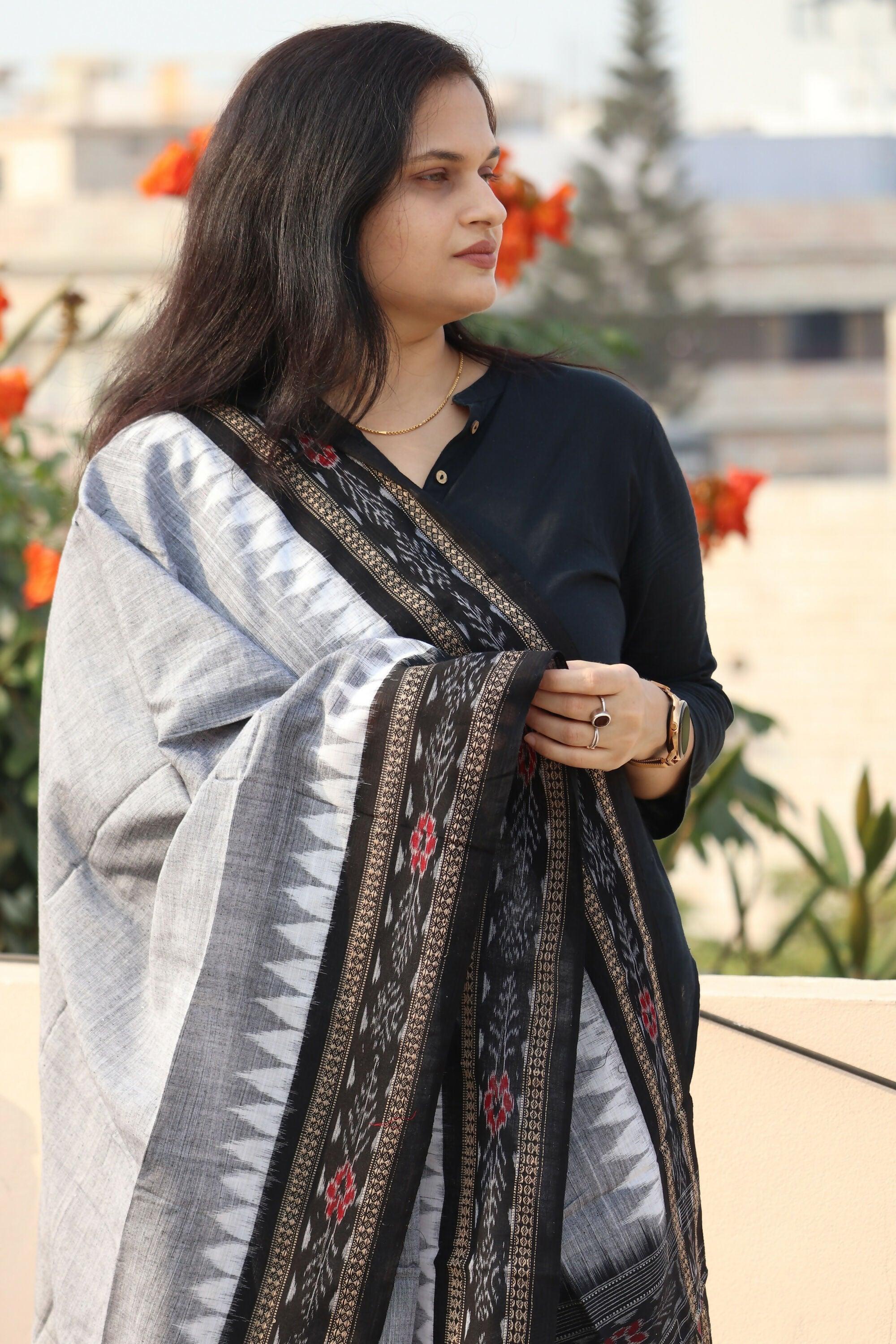 Earthyweaves Grey Sambalpuri Dupatta